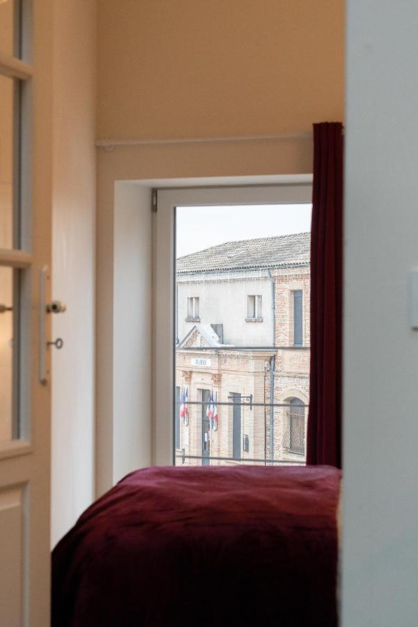 Lapeyrouse-Fossat Sur La Place , Centre Village Cosy & Calme 2Ch מראה חיצוני תמונה
